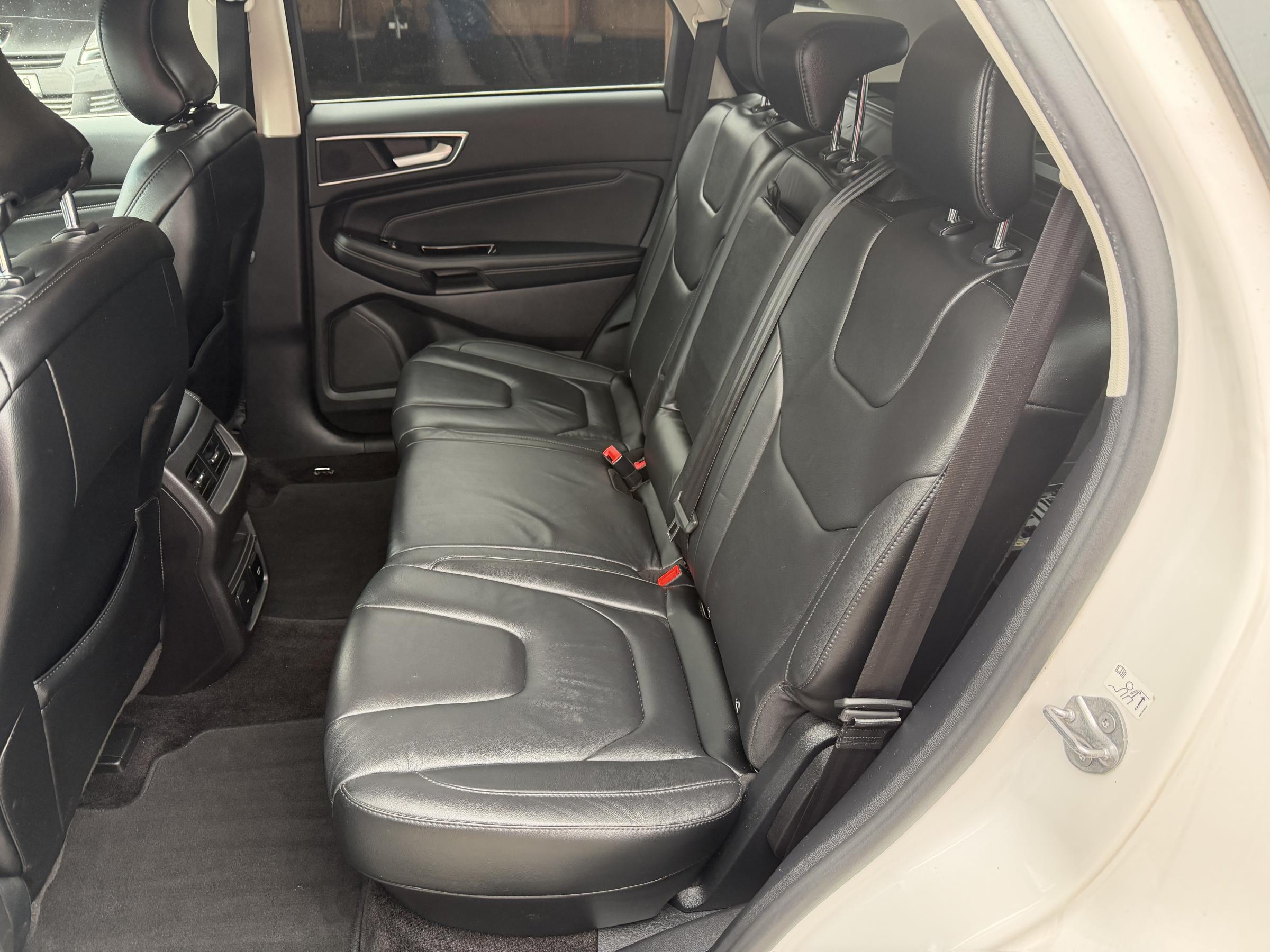 Ford Edge, 2016 - pohled č. 10