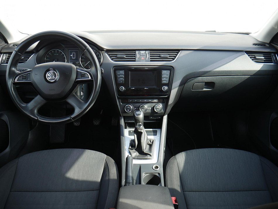 Škoda Octavia III 1.6 TDi Elegance