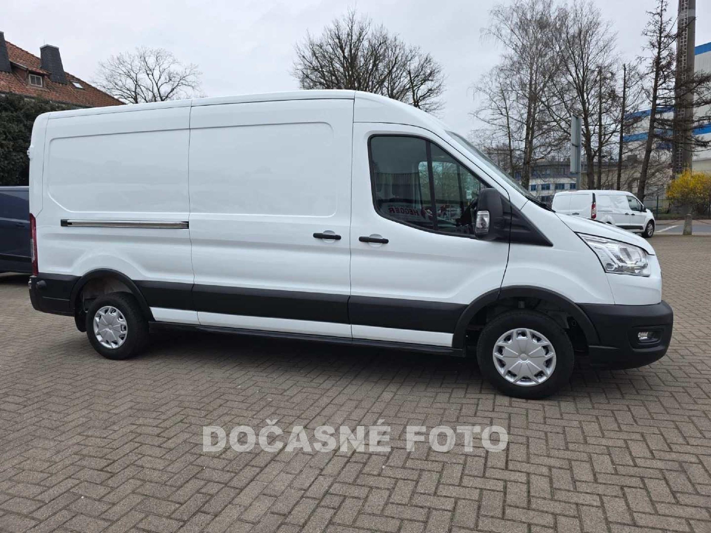 Ford Transit, 2022 - pohled č. 3