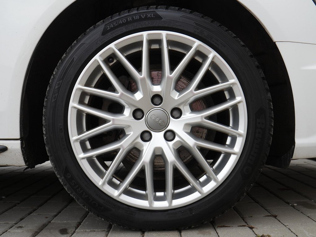 Audi A4 2.0 TDI 