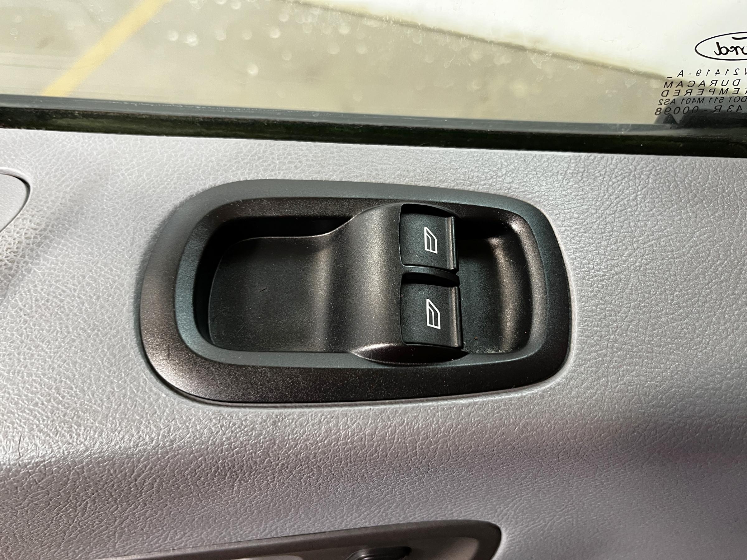 Ford Transit, 2015 - pohled č. 12