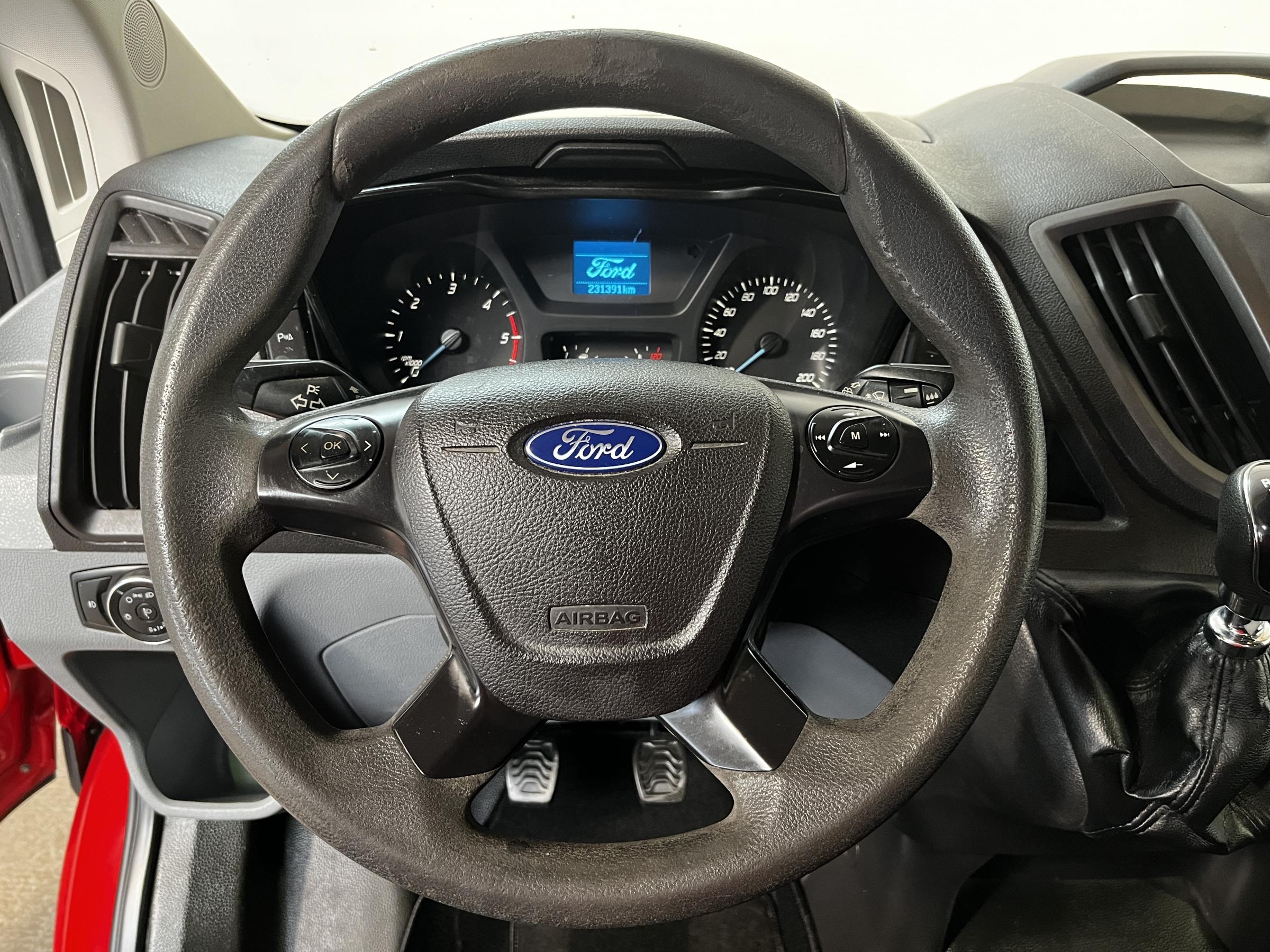 Ford Transit, 2015 - pohled č. 14