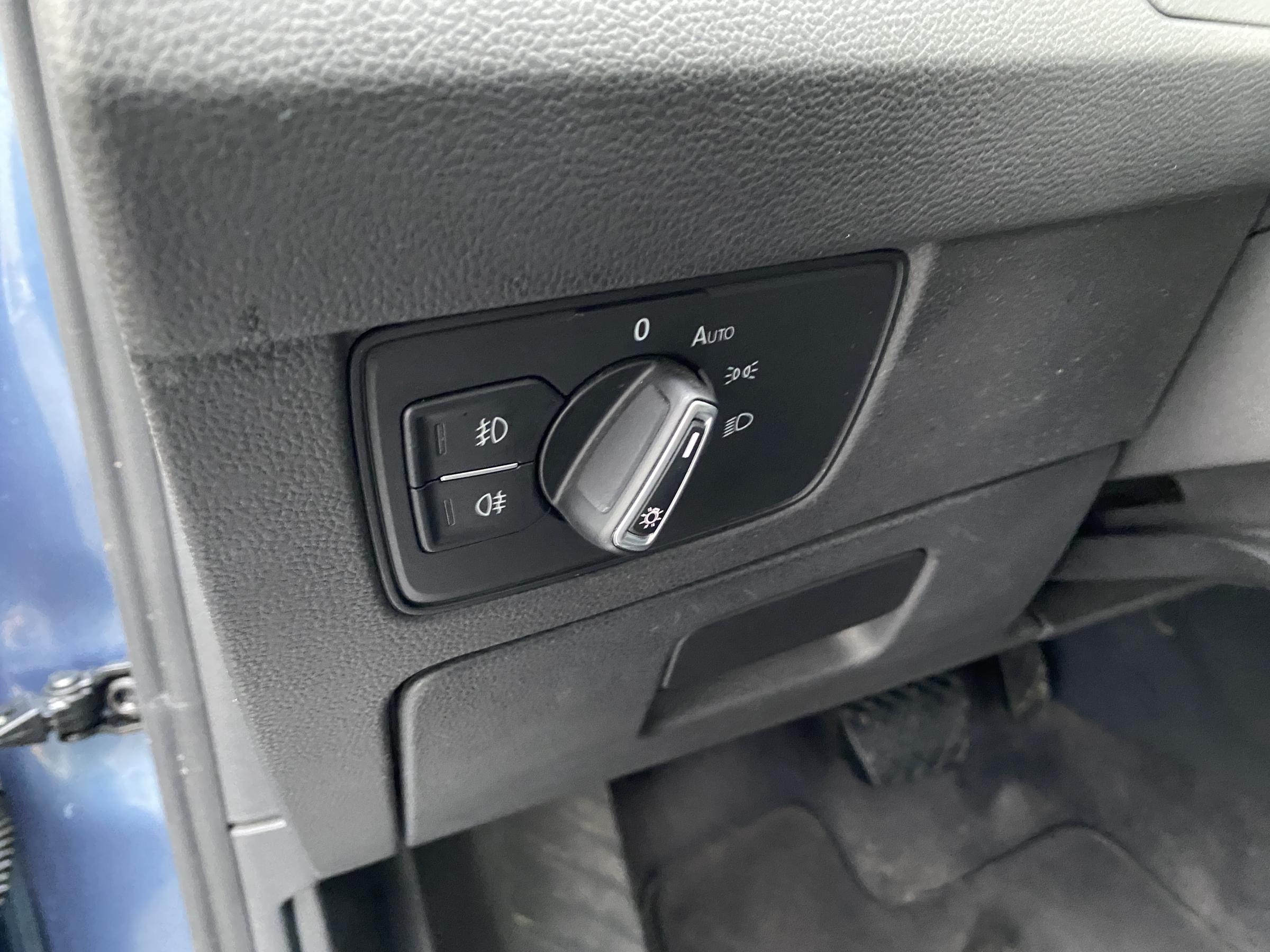 Volkswagen Passat, 2015 - pohled č. 16