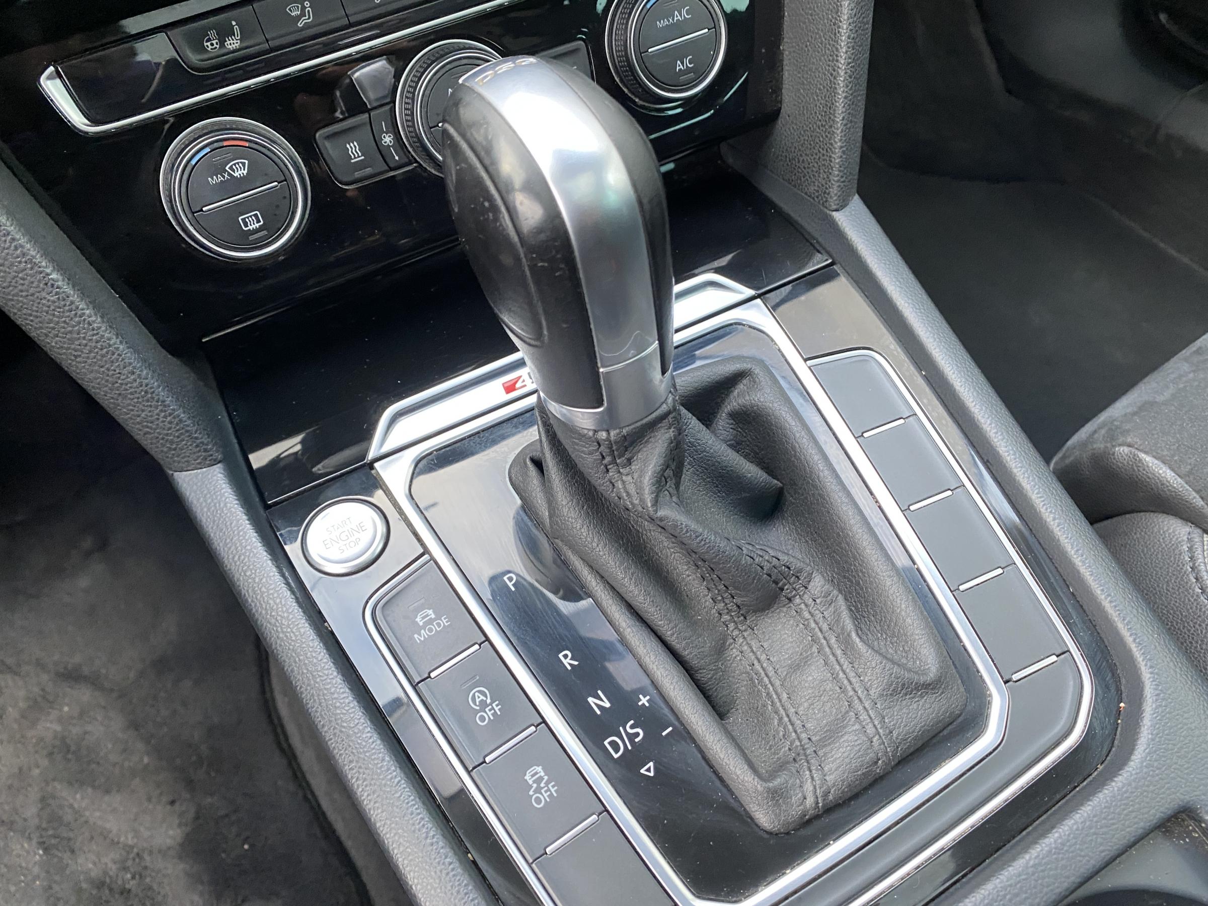 Volkswagen Passat, 2015 - pohled č. 17