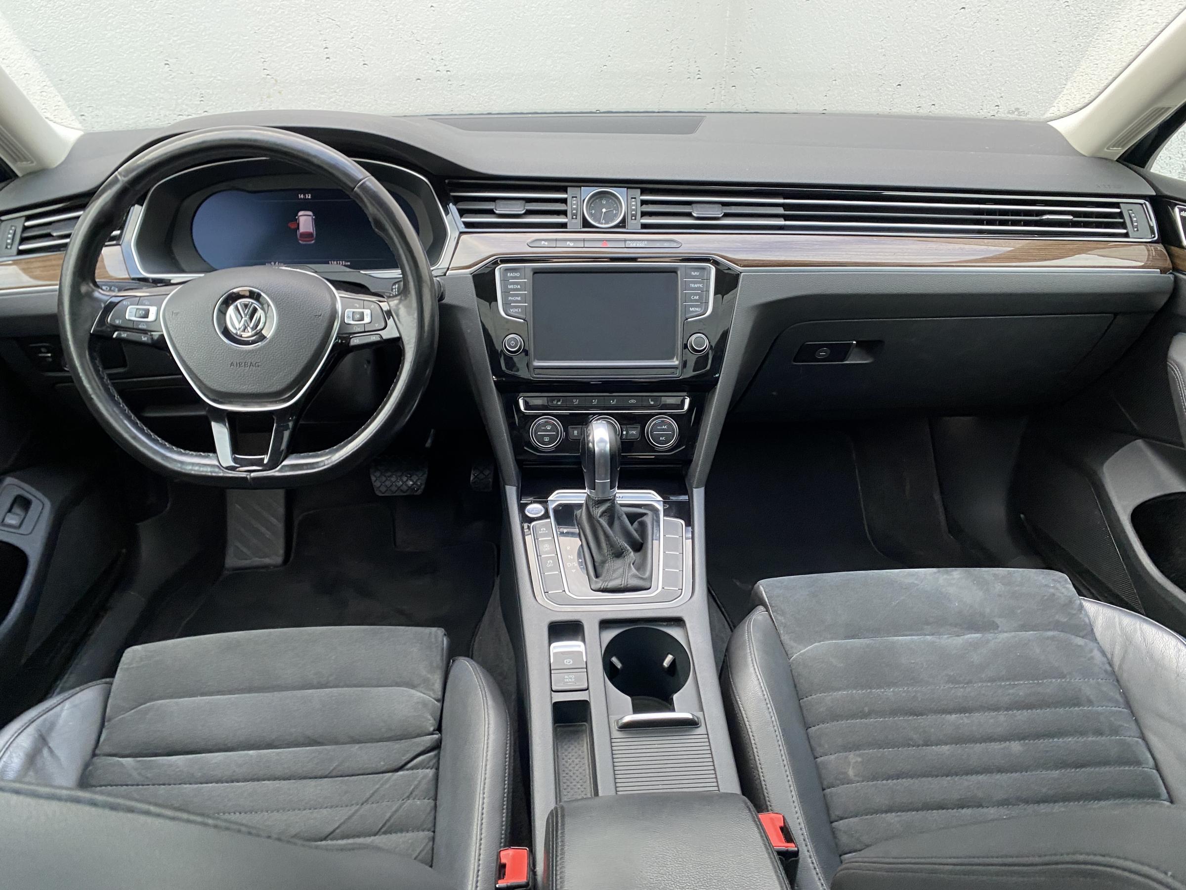 Volkswagen Passat, 2015 - pohled č. 8