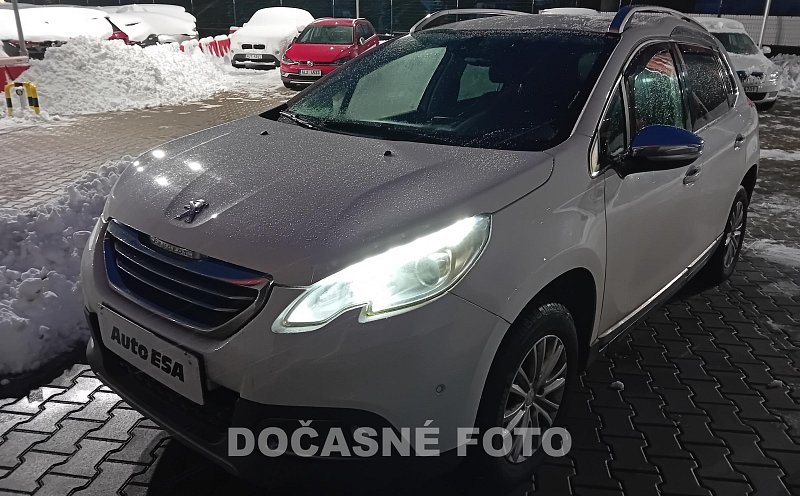 Peugeot 2008 1.6 i 