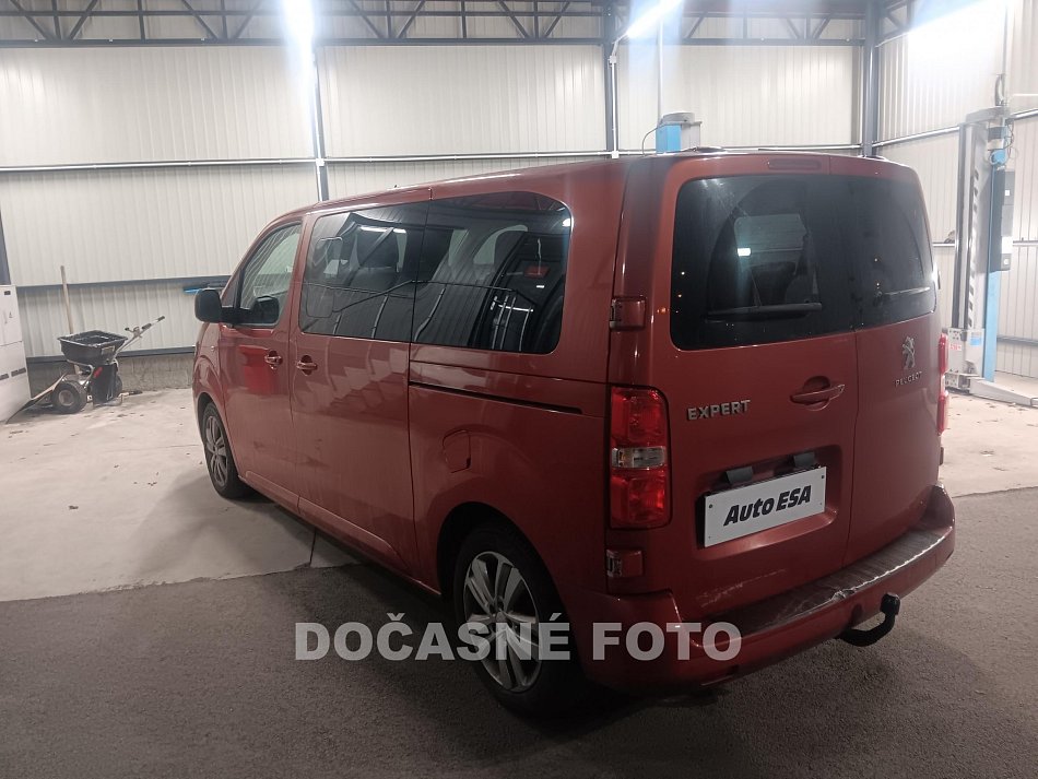 Peugeot Expert 1.6HDi  L2 8míst