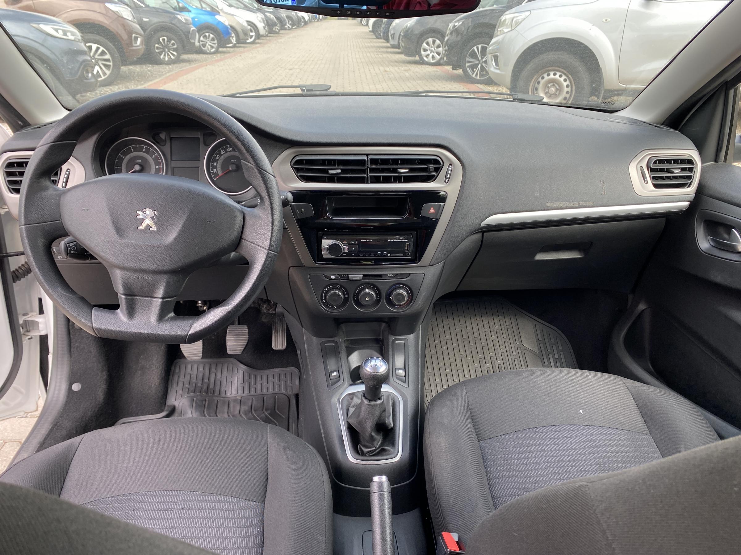 Peugeot 301, 2016 - pohled č. 8