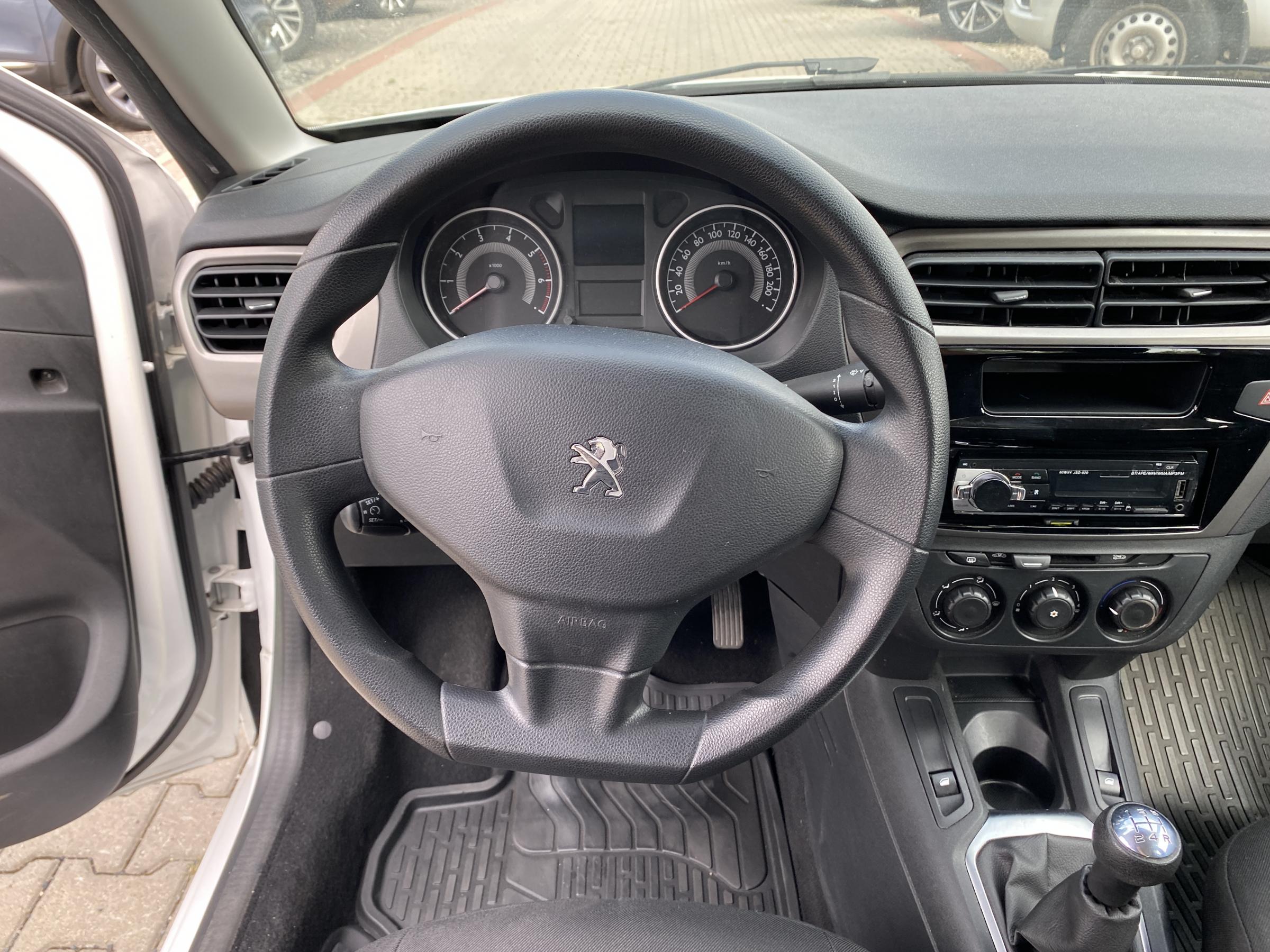 Peugeot 301, 2016 - pohled č. 9