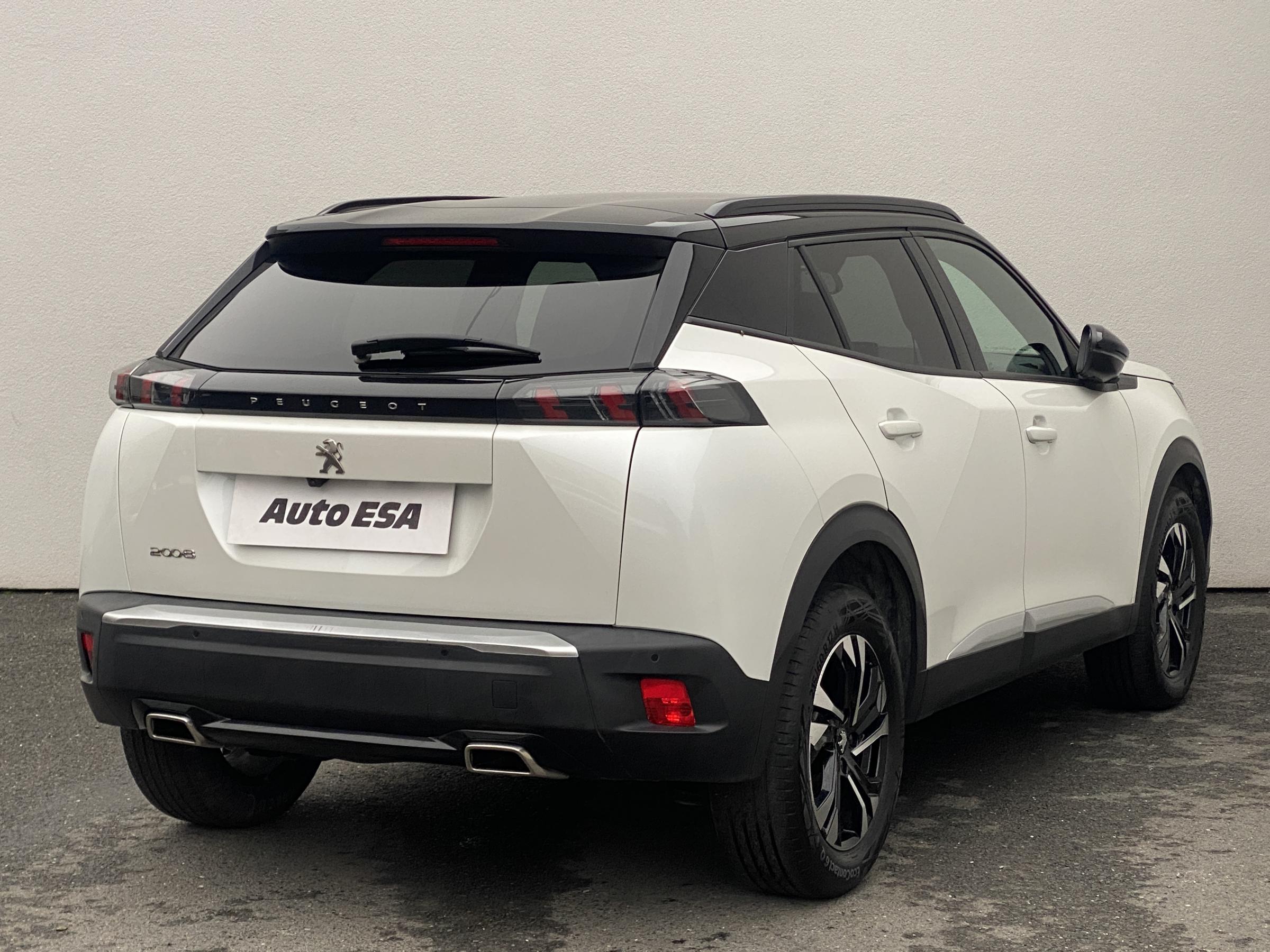 Peugeot 2008, 2022 - pohled č. 4