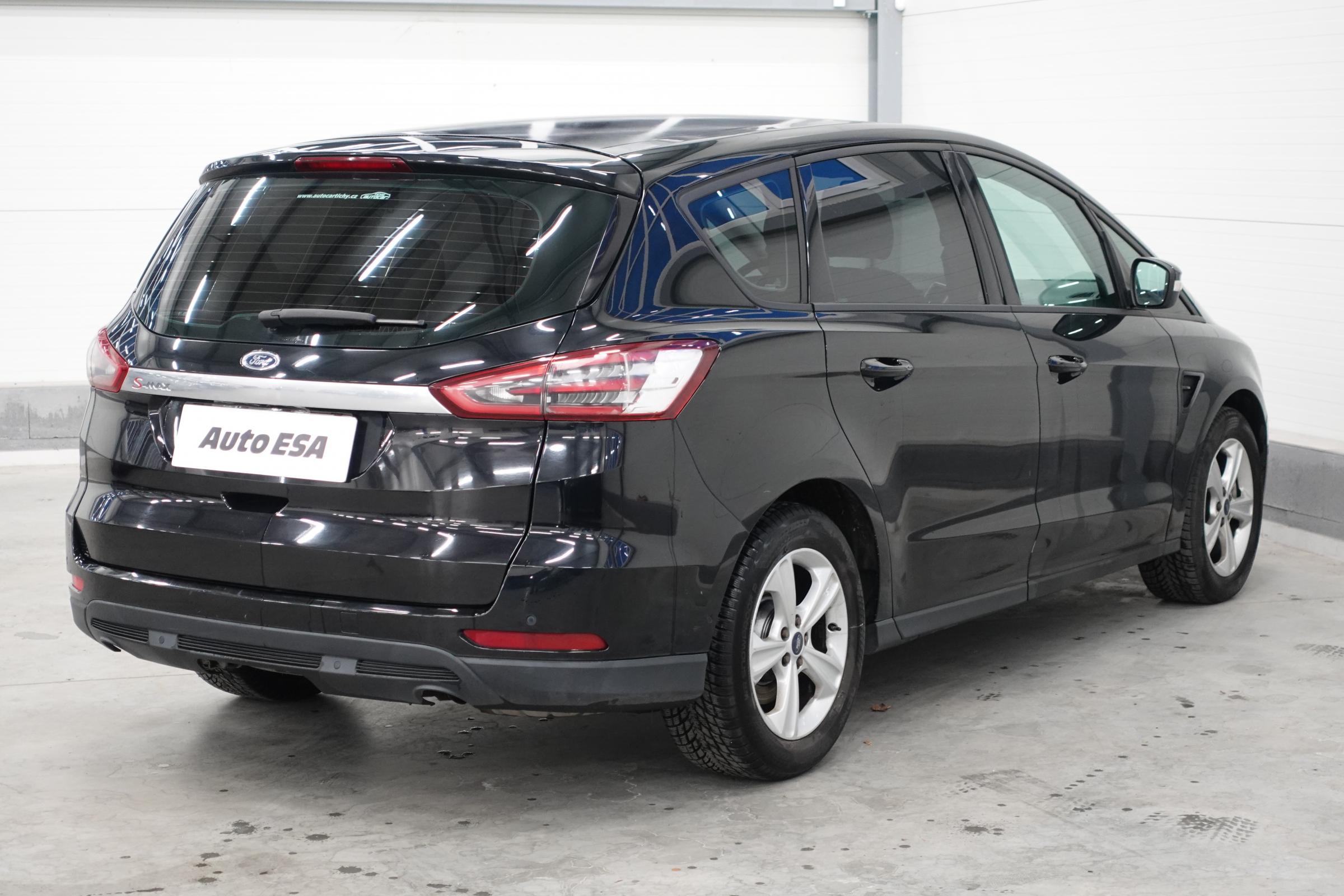 Ford S-MAX, 2016 - pohled č. 4