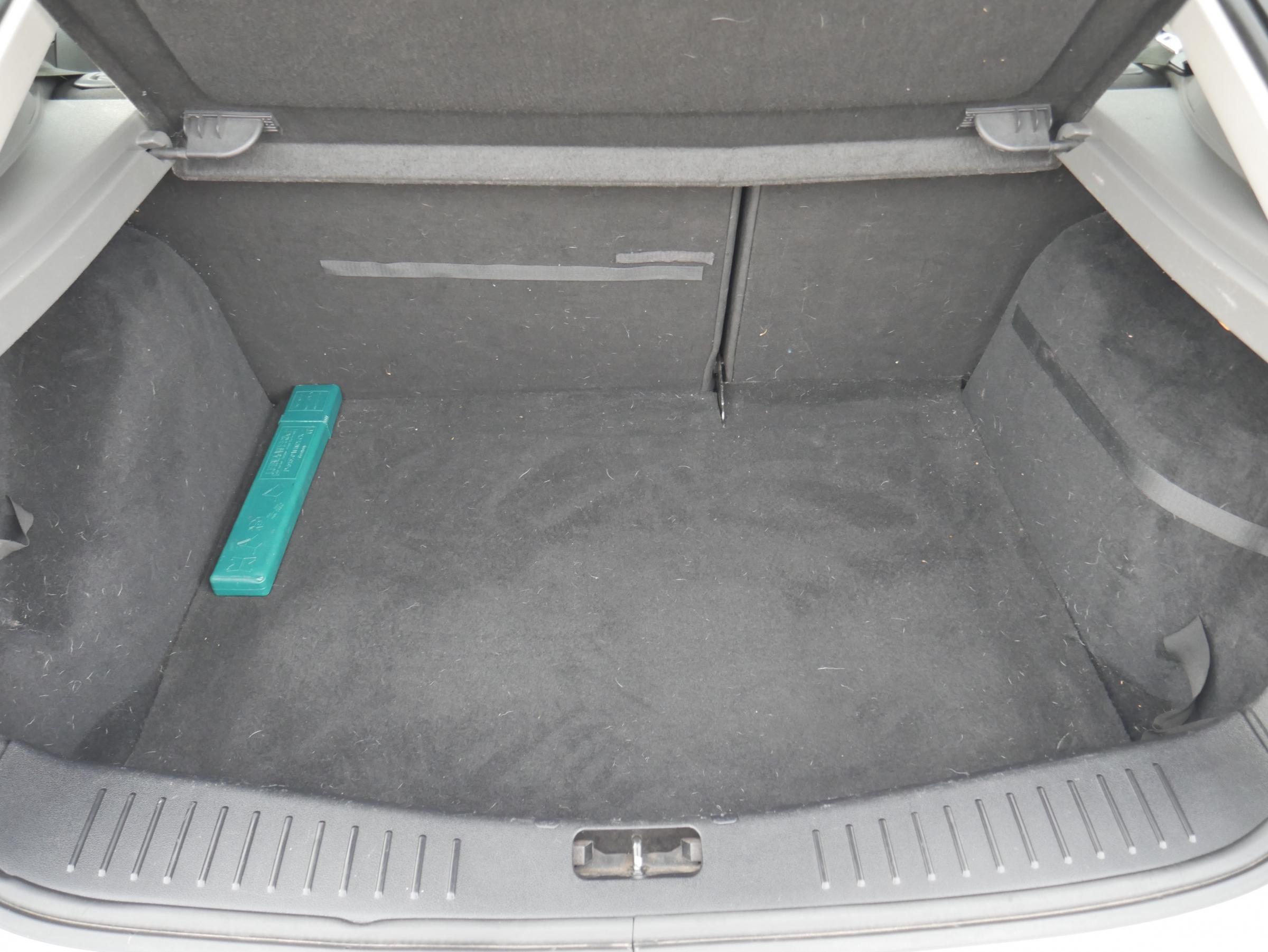 Ford Focus, 2010 - pohled č. 7