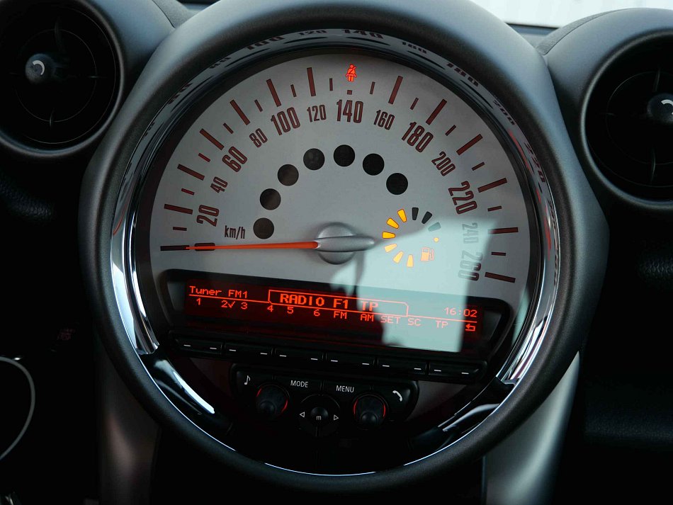 Mini Cooper 1.6 i 