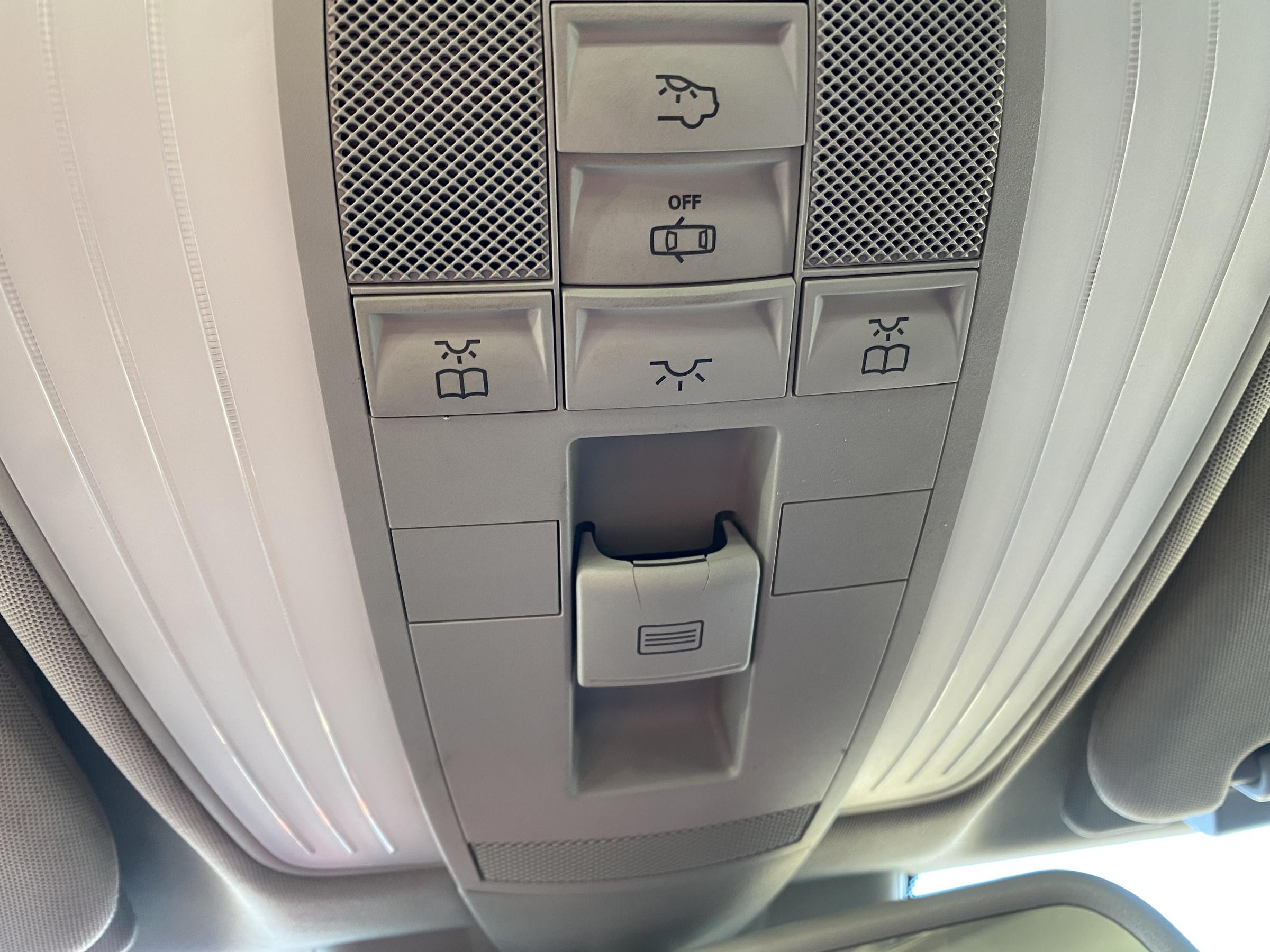 Mercedes-Benz Třída E, 2010 - pohled č. 19