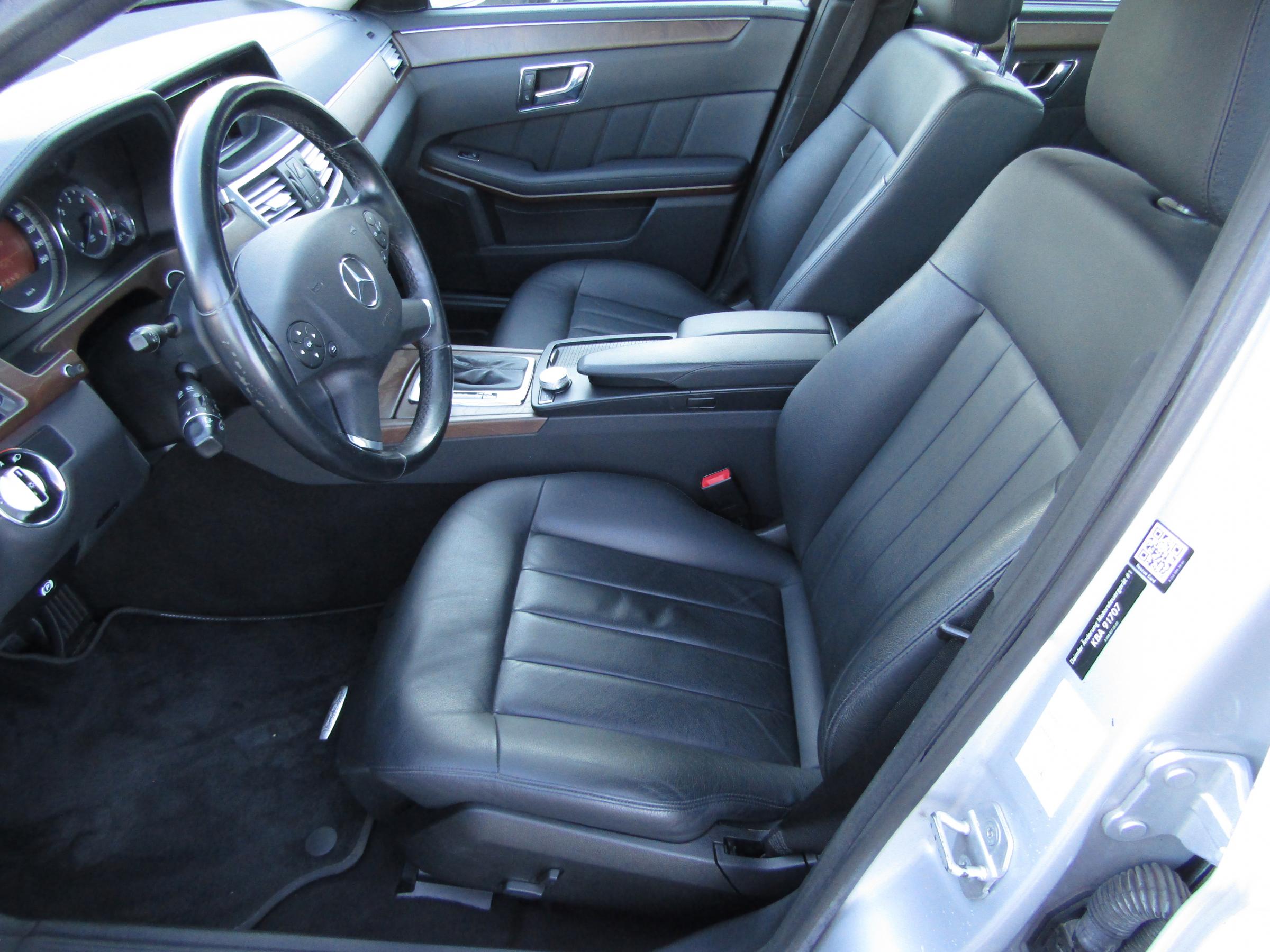 Mercedes-Benz Třída E, 2010 - pohled č. 9