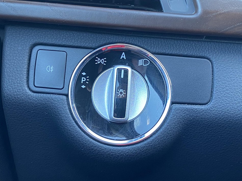 Mercedes-Benz Třída E 2.2CDi  E250