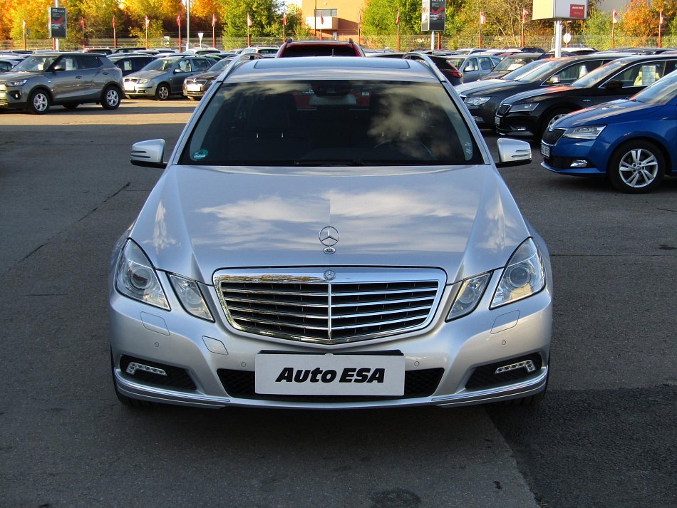 Mercedes-Benz Třída E 2.2CDi  E250