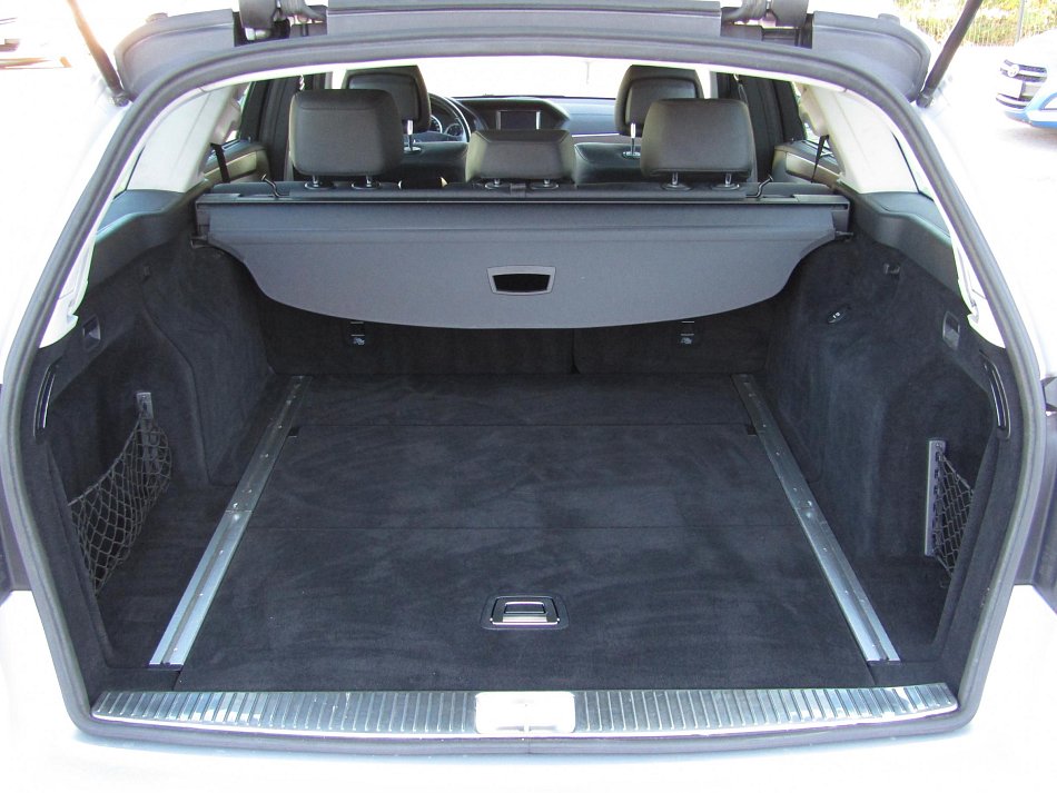 Mercedes-Benz Třída E 2.2CDi  E250