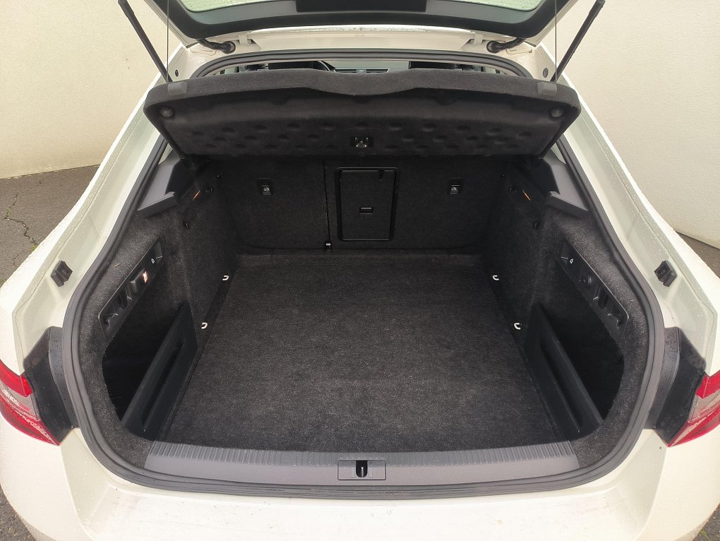 Škoda Superb III 2.0 TDi Ambition