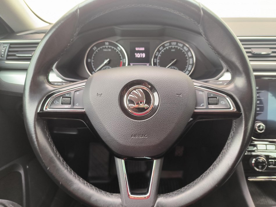 Škoda Superb III 2.0 TDi 