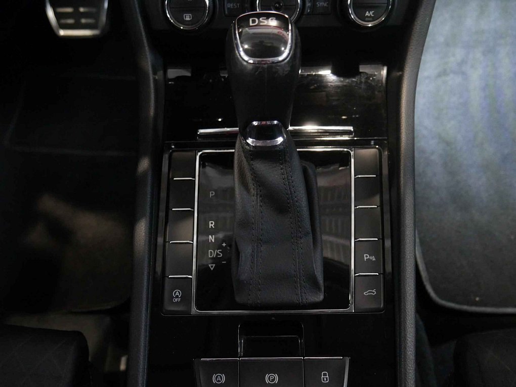 Škoda Superb III 2.0 TDi Style