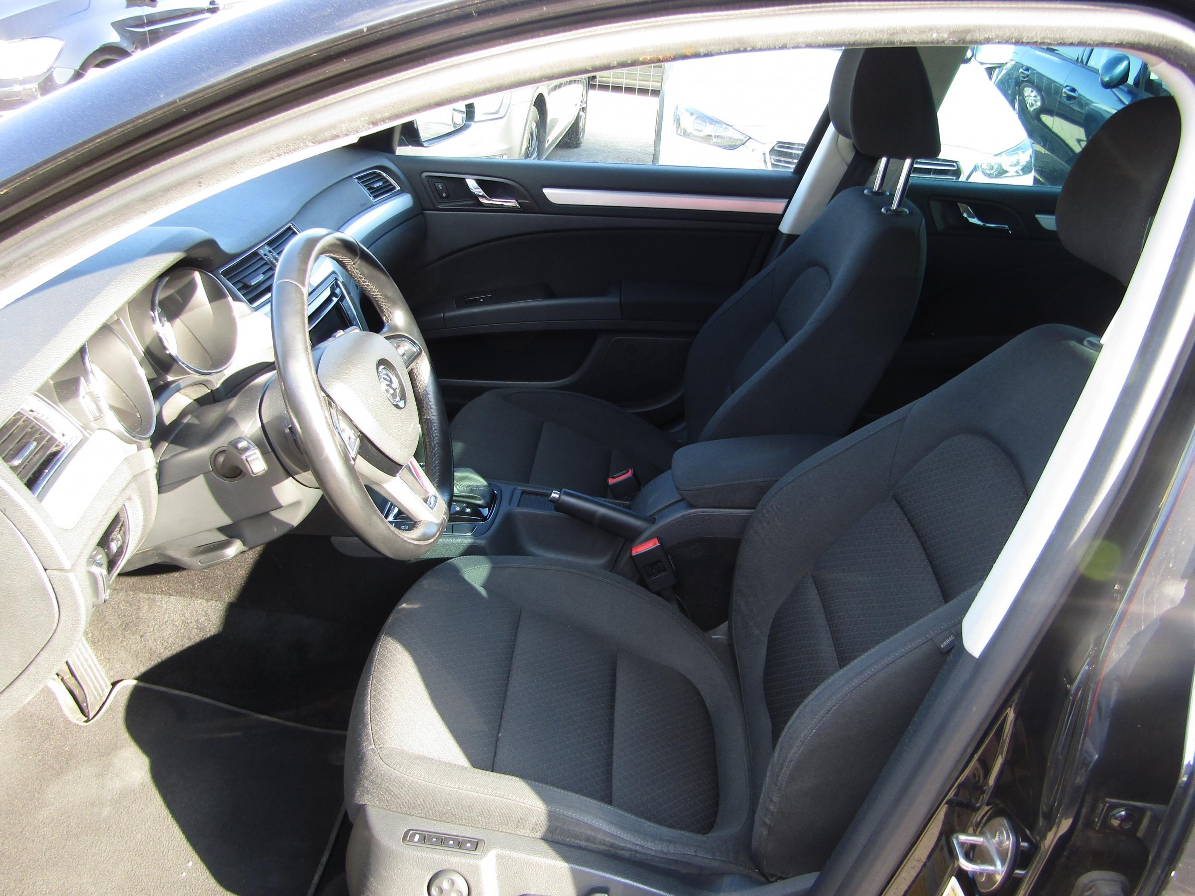 Škoda Superb II, 2015 - pohled č. 9