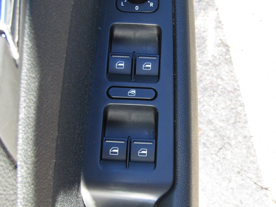 Škoda Superb II 2.0 TDi Ambition