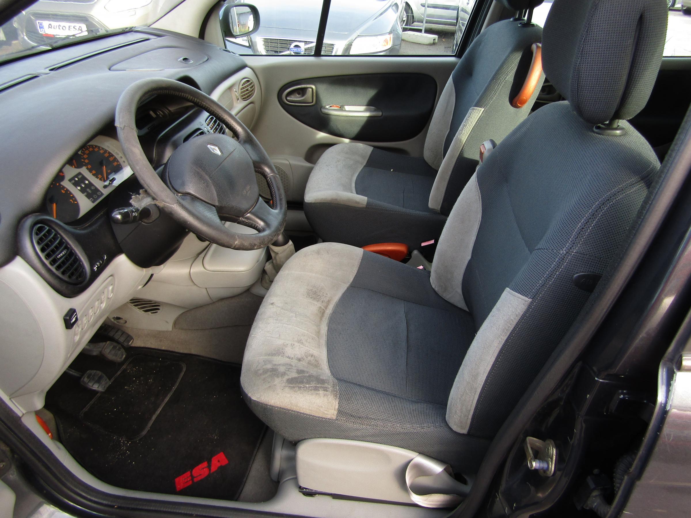 Renault Scénic, 2002 - pohled č. 9