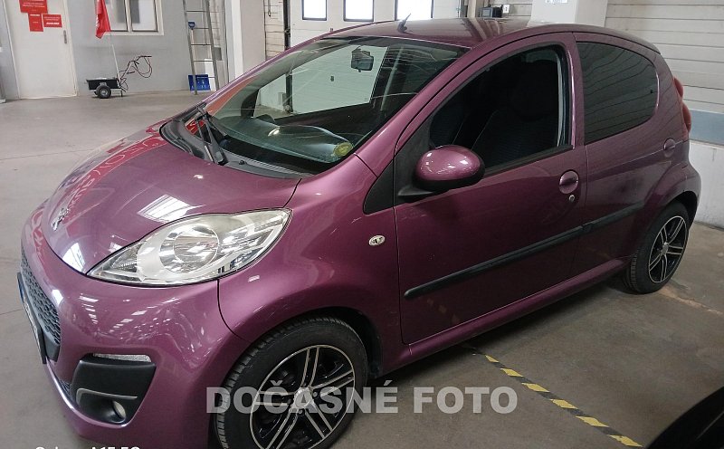 Peugeot 107 1.0i 