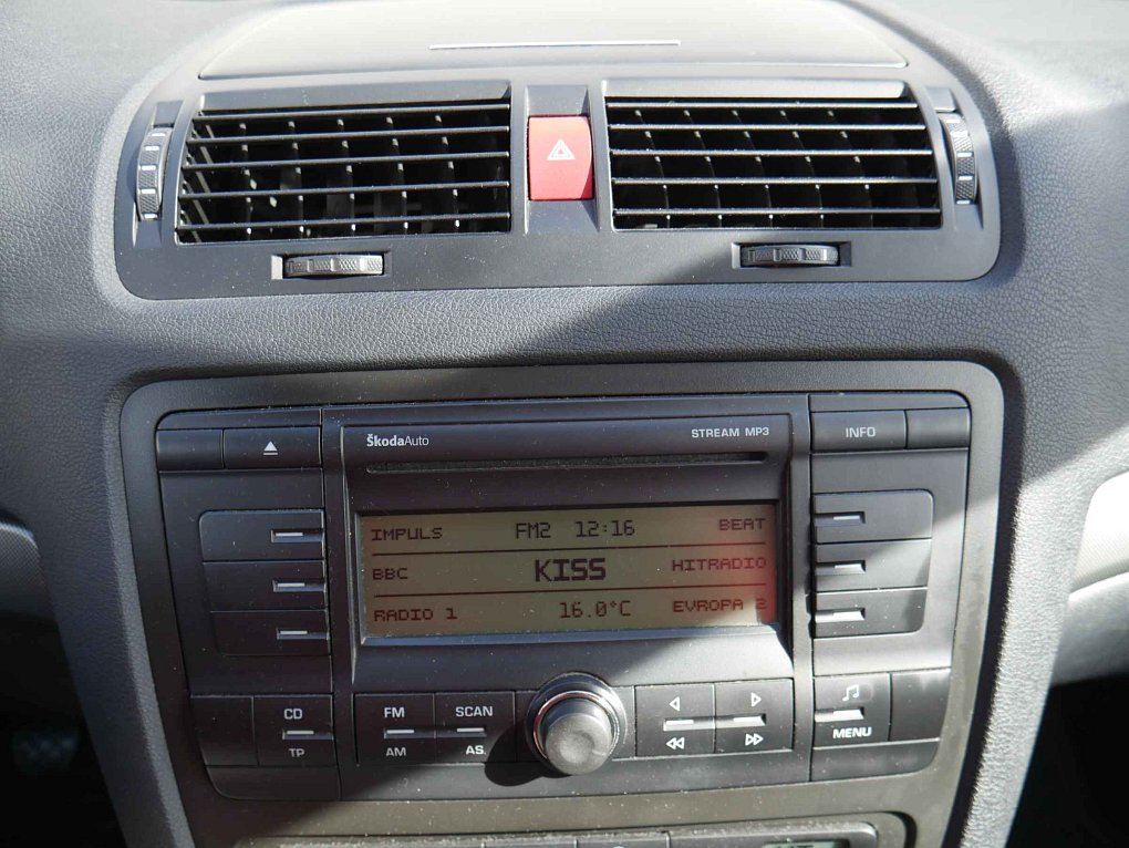 Škoda Octavia II 1.9TDi Elegance