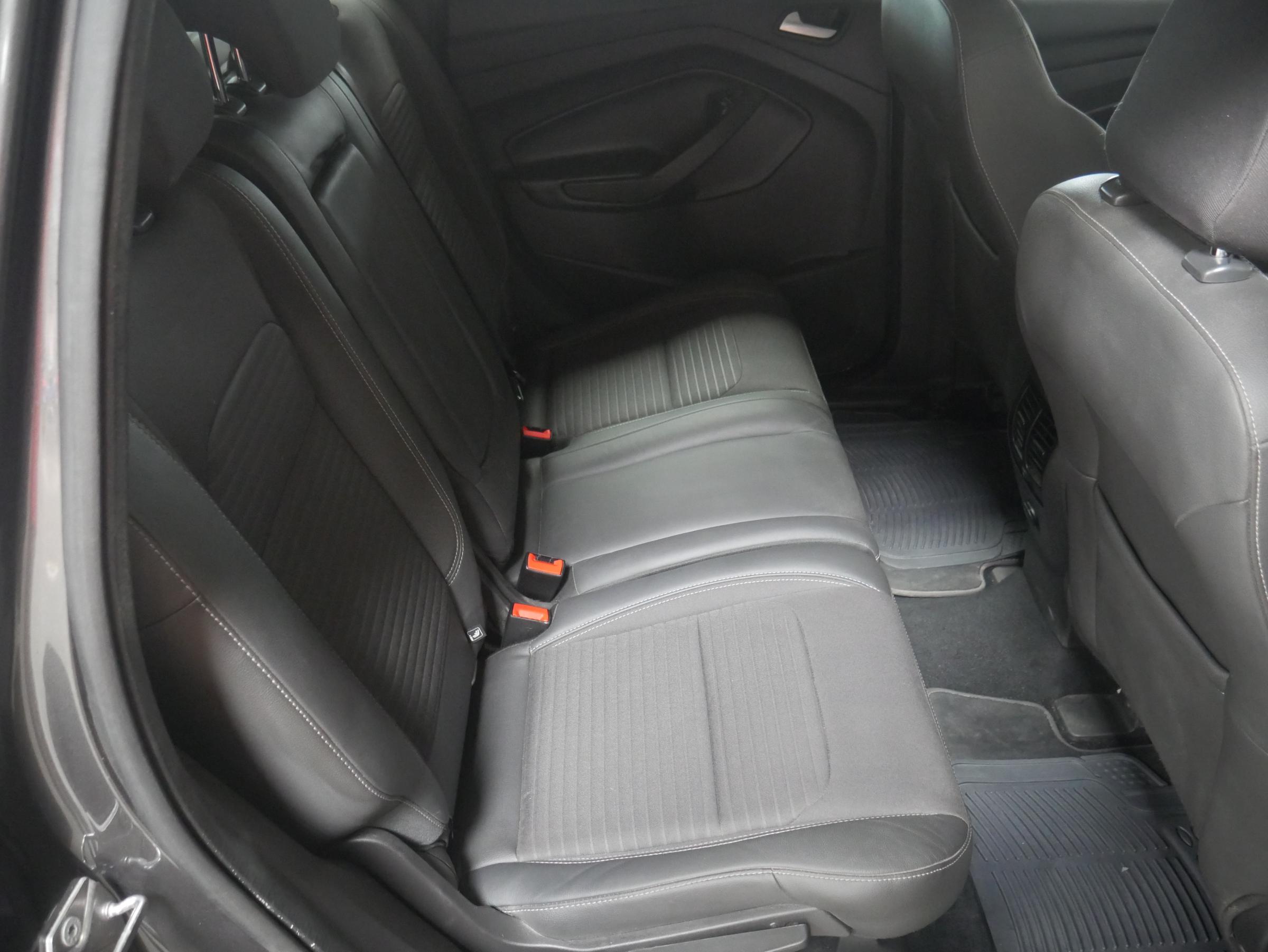 Ford Kuga, 2017 - pohled č. 14