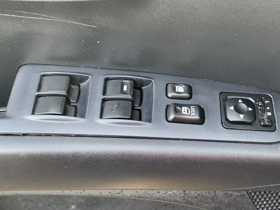 Citroën C-Crosser 2.2HDi  4x4