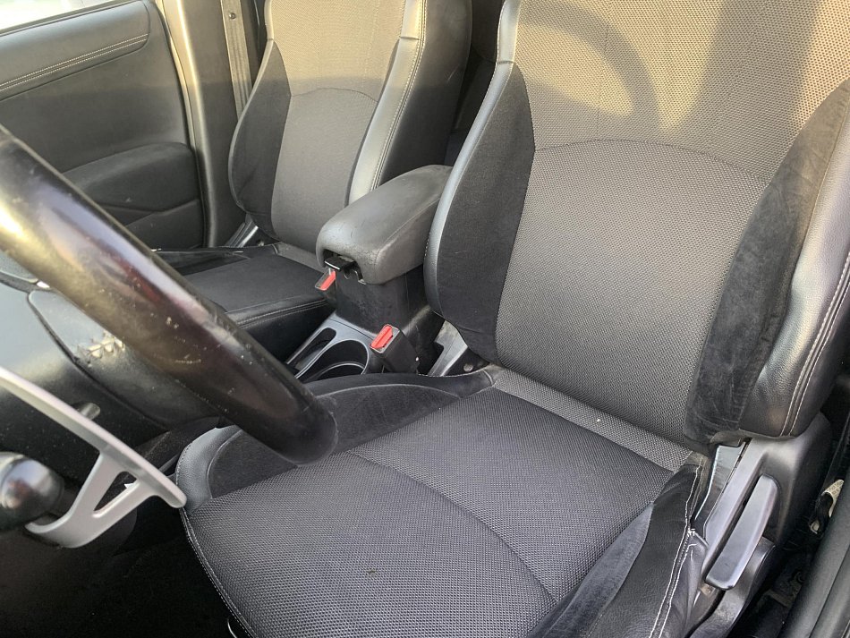 Citroën C-Crosser 2.2HDi  4x4