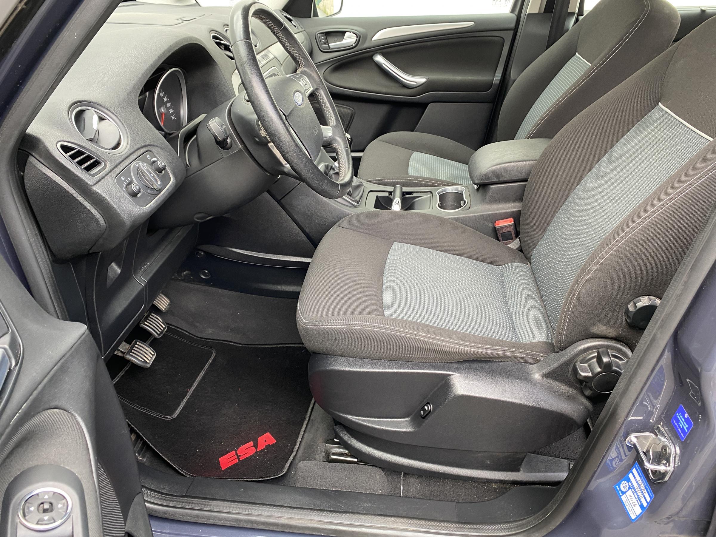 Ford Galaxy, 2014 - pohled č. 10