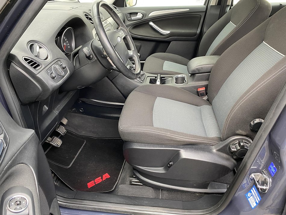 Ford Galaxy 2.0 TDCi Trend 7míst