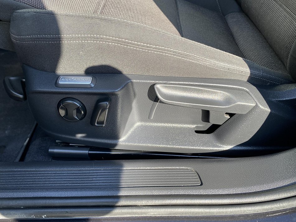 Volkswagen Passat 2.0 TDi Comfortline