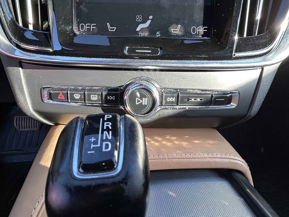 Volvo V90 2.0 D5  4x4