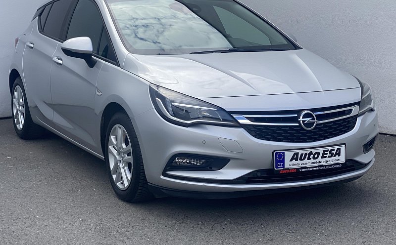 Opel Astra 1.6 CDTi Edition