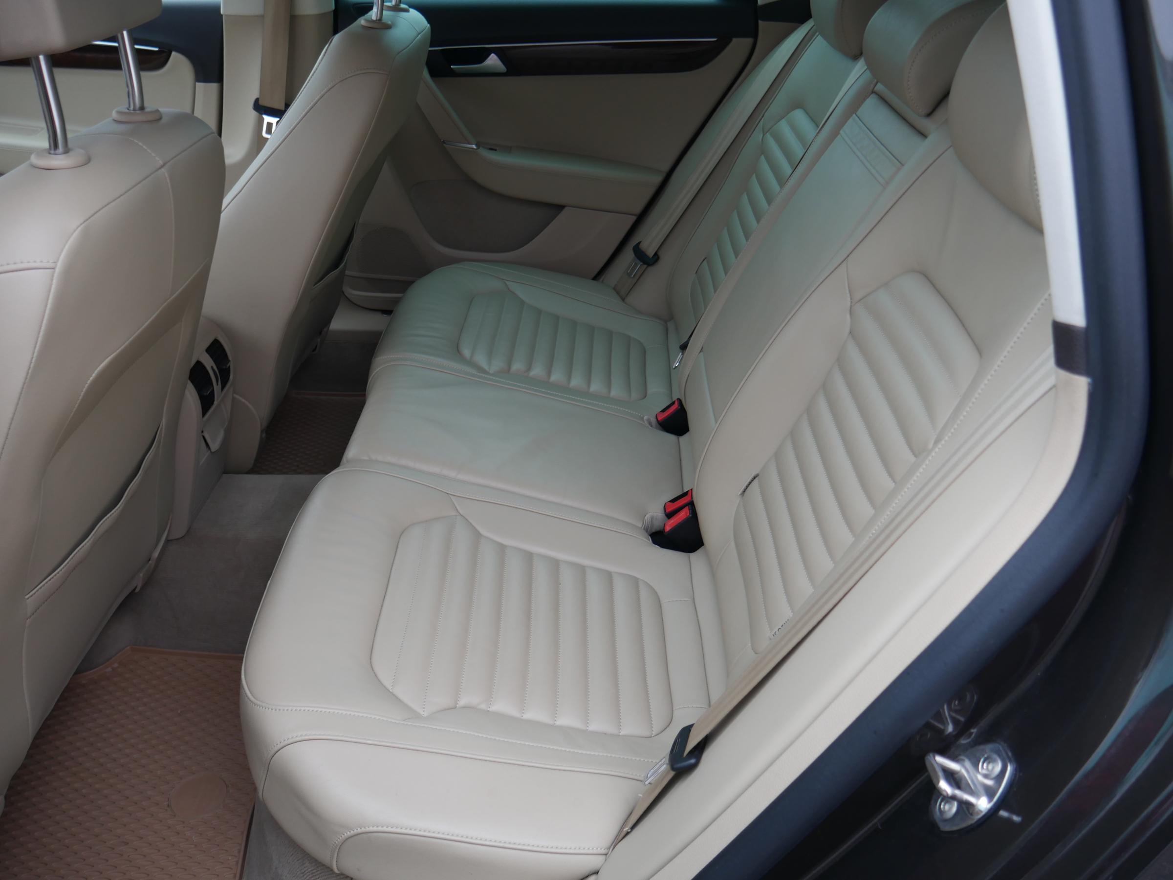 Volkswagen Passat, 2014 - pohled č. 10