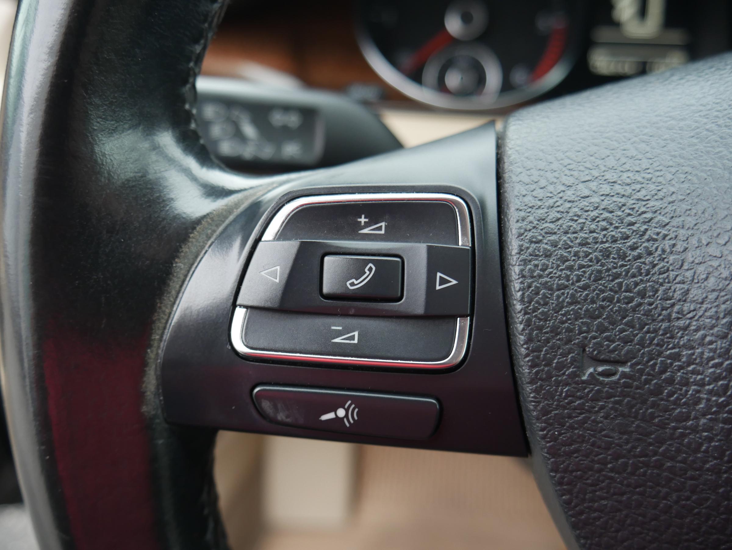 Volkswagen Passat, 2014 - pohled č. 19