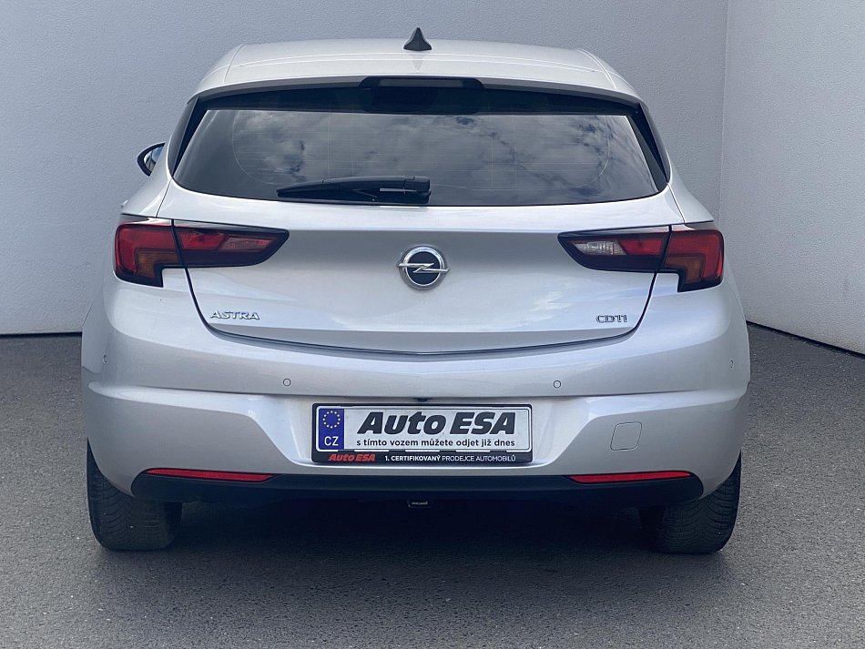 Opel Astra 1.6 CDTi Edition