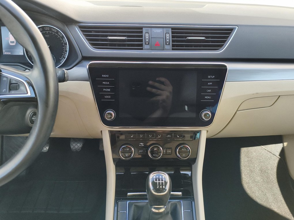 Škoda Superb III 2.0 TDi Style