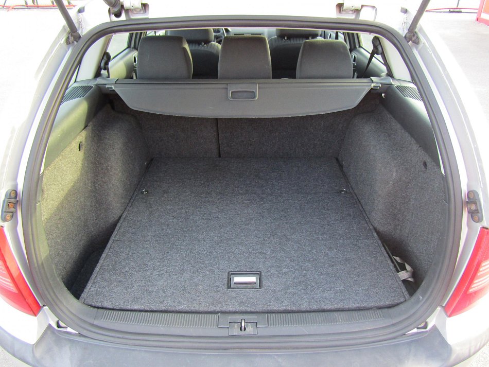 Škoda Octavia 1.6 MPi 