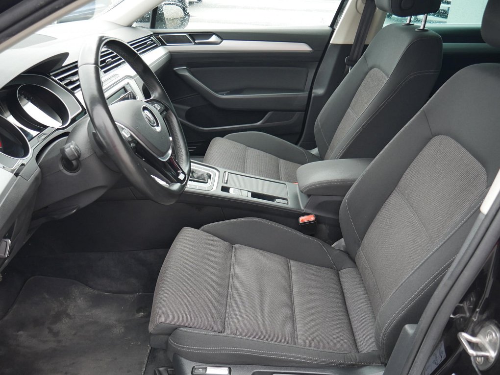 Volkswagen Passat 2.0 TDI Comfortline