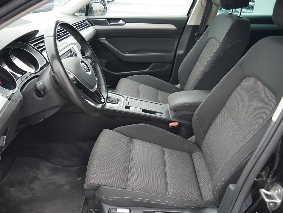 Volkswagen Passat 2.0 TDI Comfortline