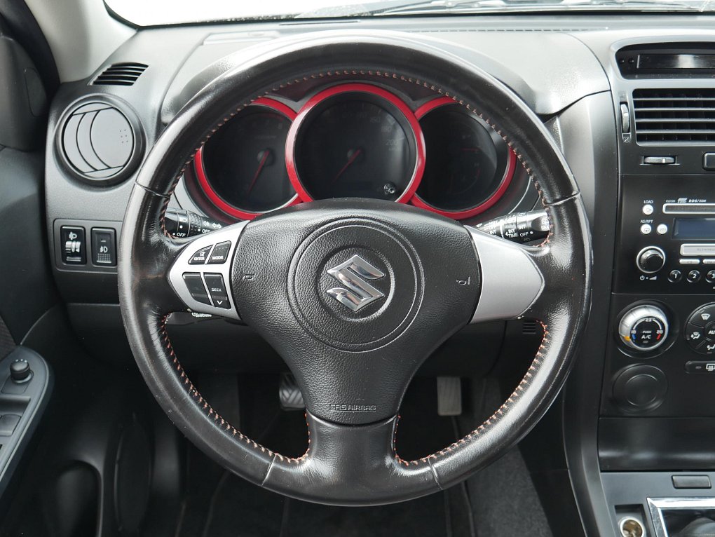 Suzuki Grand Vitara 1.6i  4x4