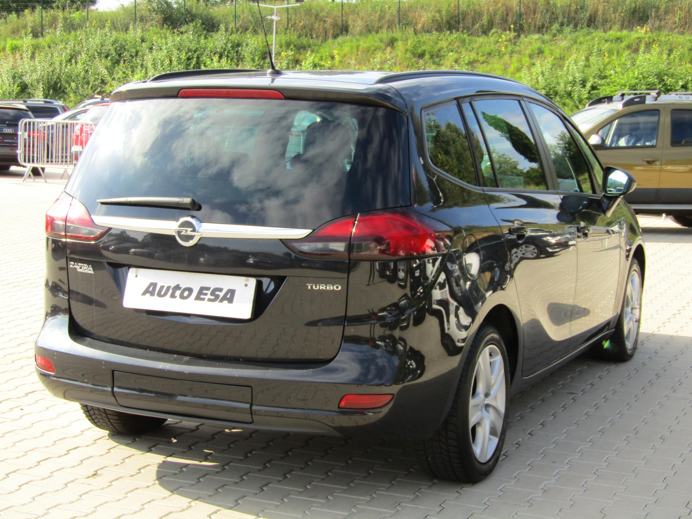 Opel Zafira, 2012 - pohled č. 7