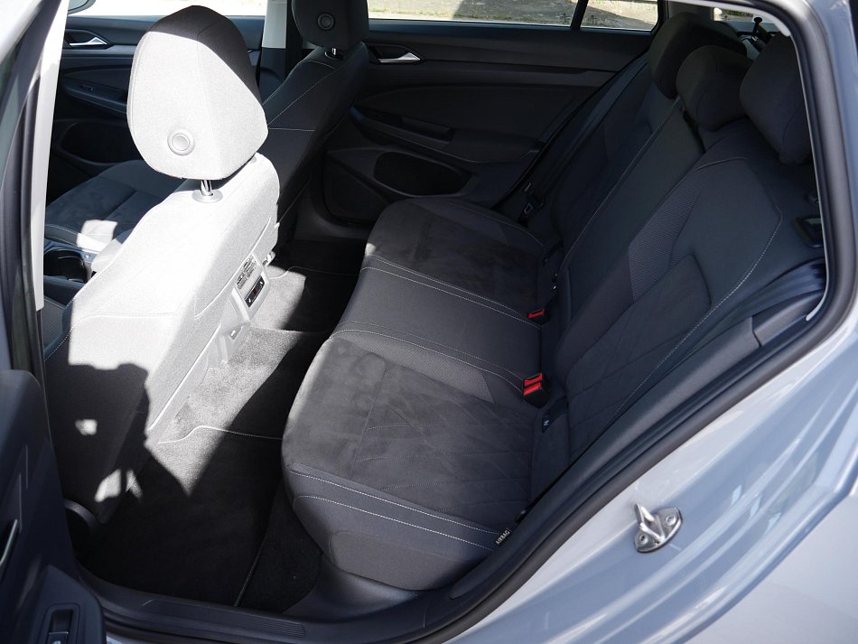 Volkswagen Golf 2.0 TDi Style