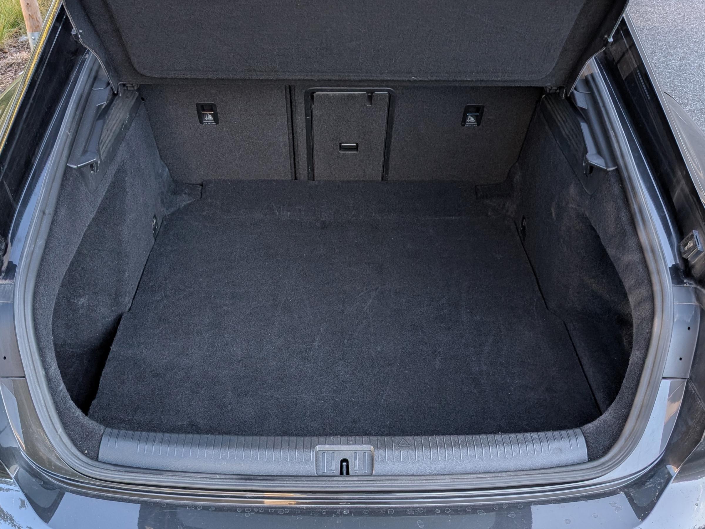 Volkswagen Arteon, 2017 - pohled č. 20