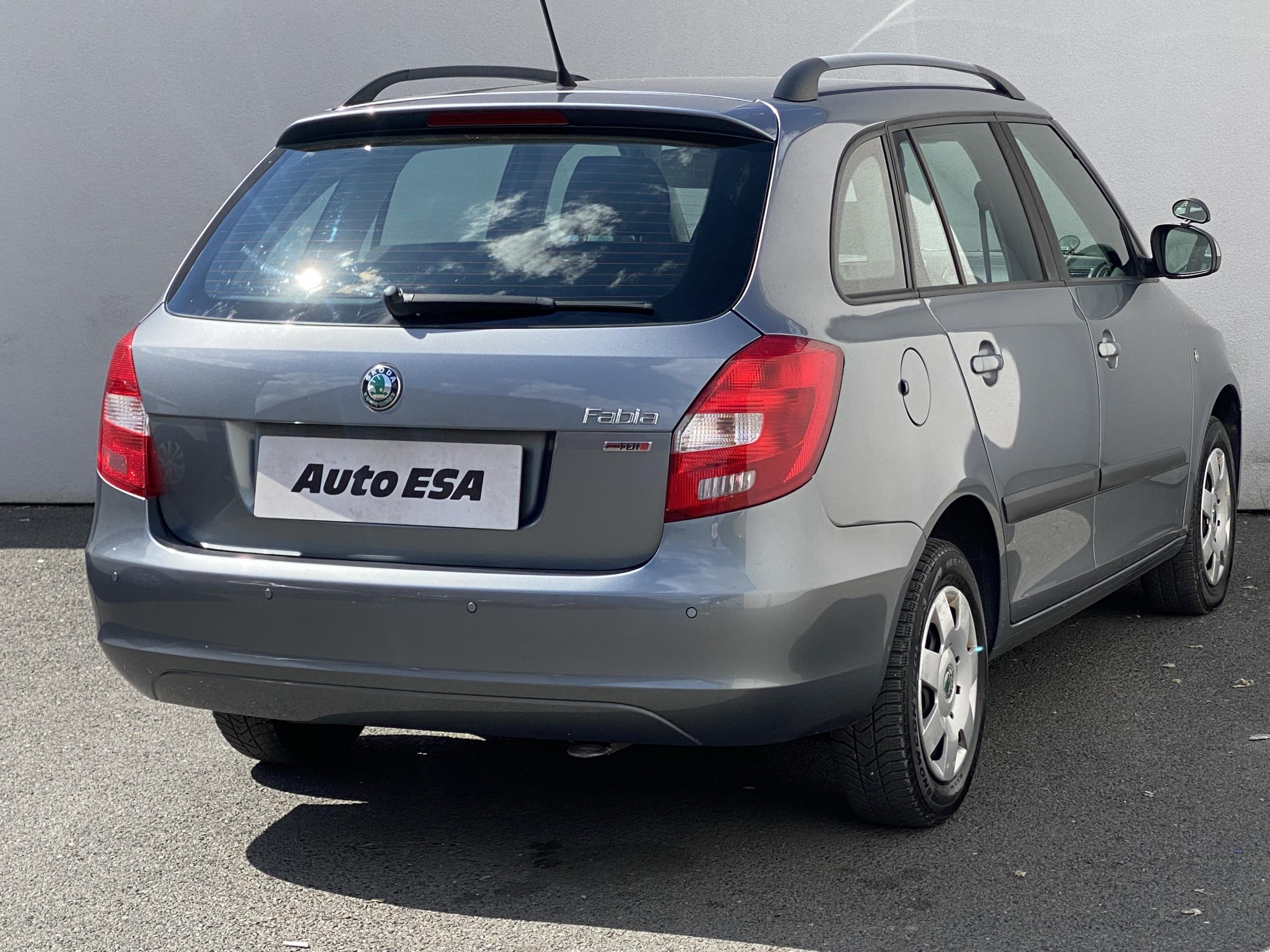 Škoda Fabia II, 2012 - pohled č. 4